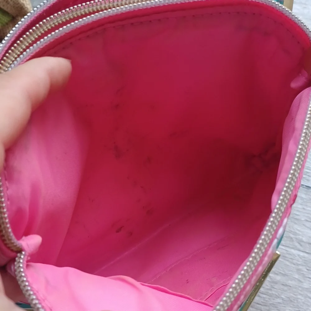 Kestrel cosmetic bag
